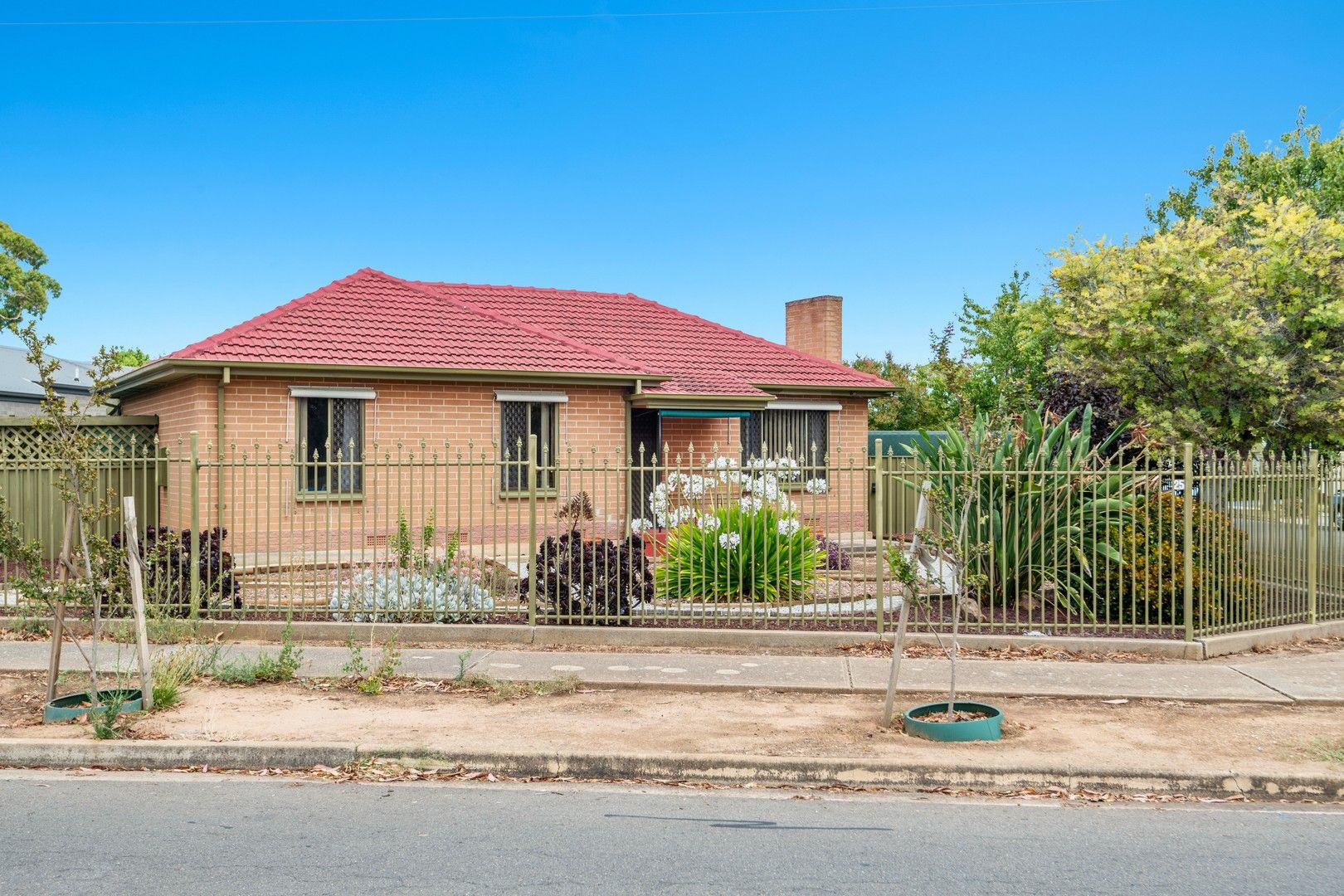 3 bedrooms House in 25 Lutana Crescent MITCHELL PARK SA, 5043