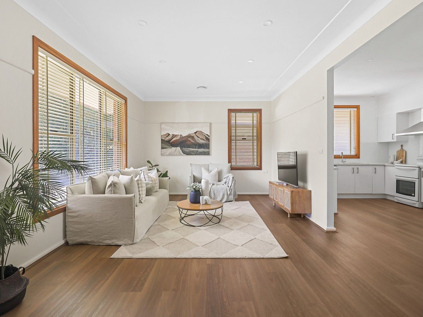 4 bedrooms House in 14 Neptune Street DUNDAS VALLEY NSW, 2117