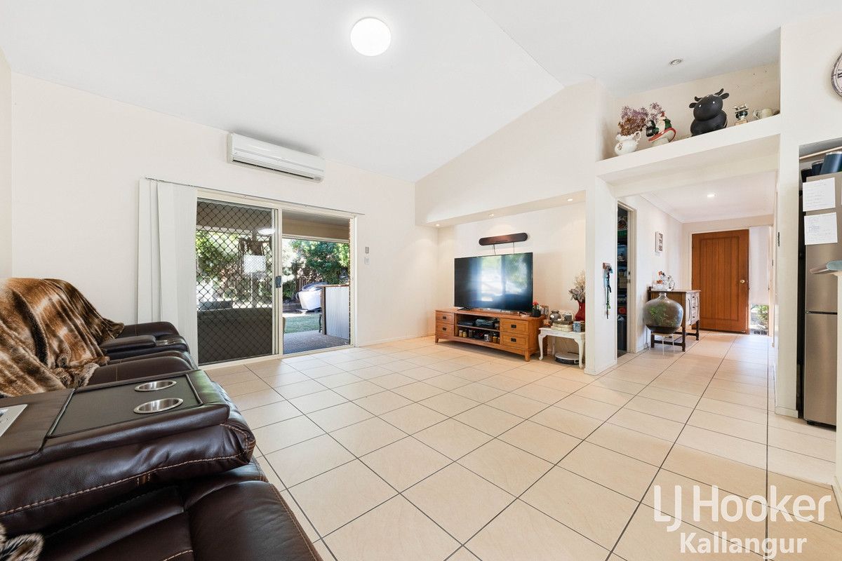 15 Karaman Court, Dakabin QLD 4503, Image 2