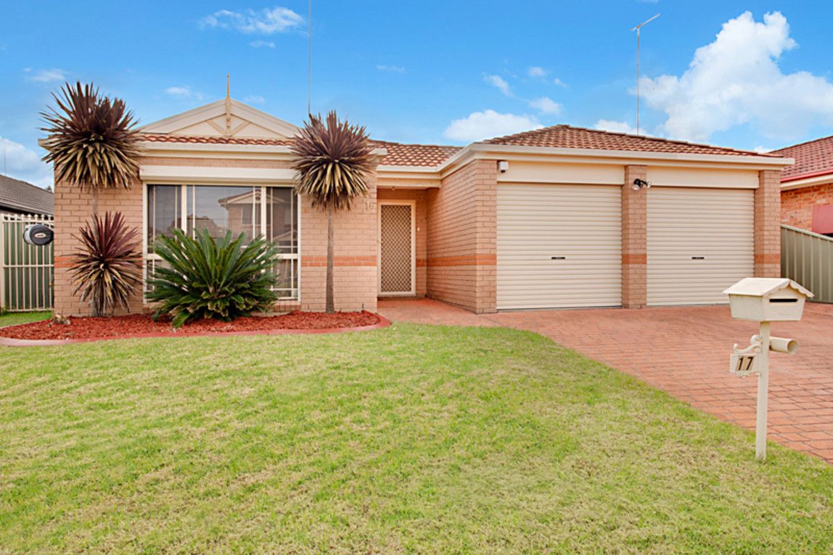 17 Castlerock Avenue, Glenmore Park NSW 2745