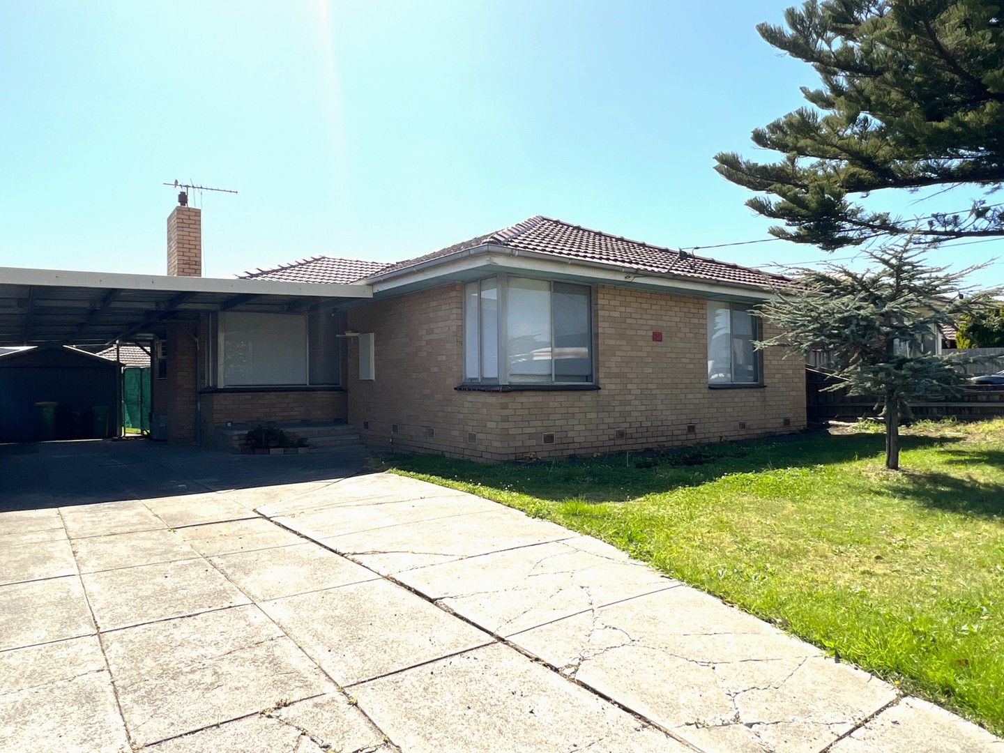 4 bedrooms House in 80 Dunne Street KINGSBURY VIC, 3083