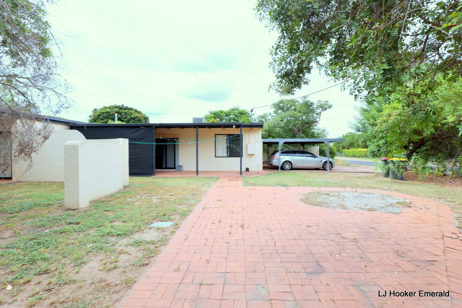 14 Old Airport Dr, Emerald QLD 4720, Image 1