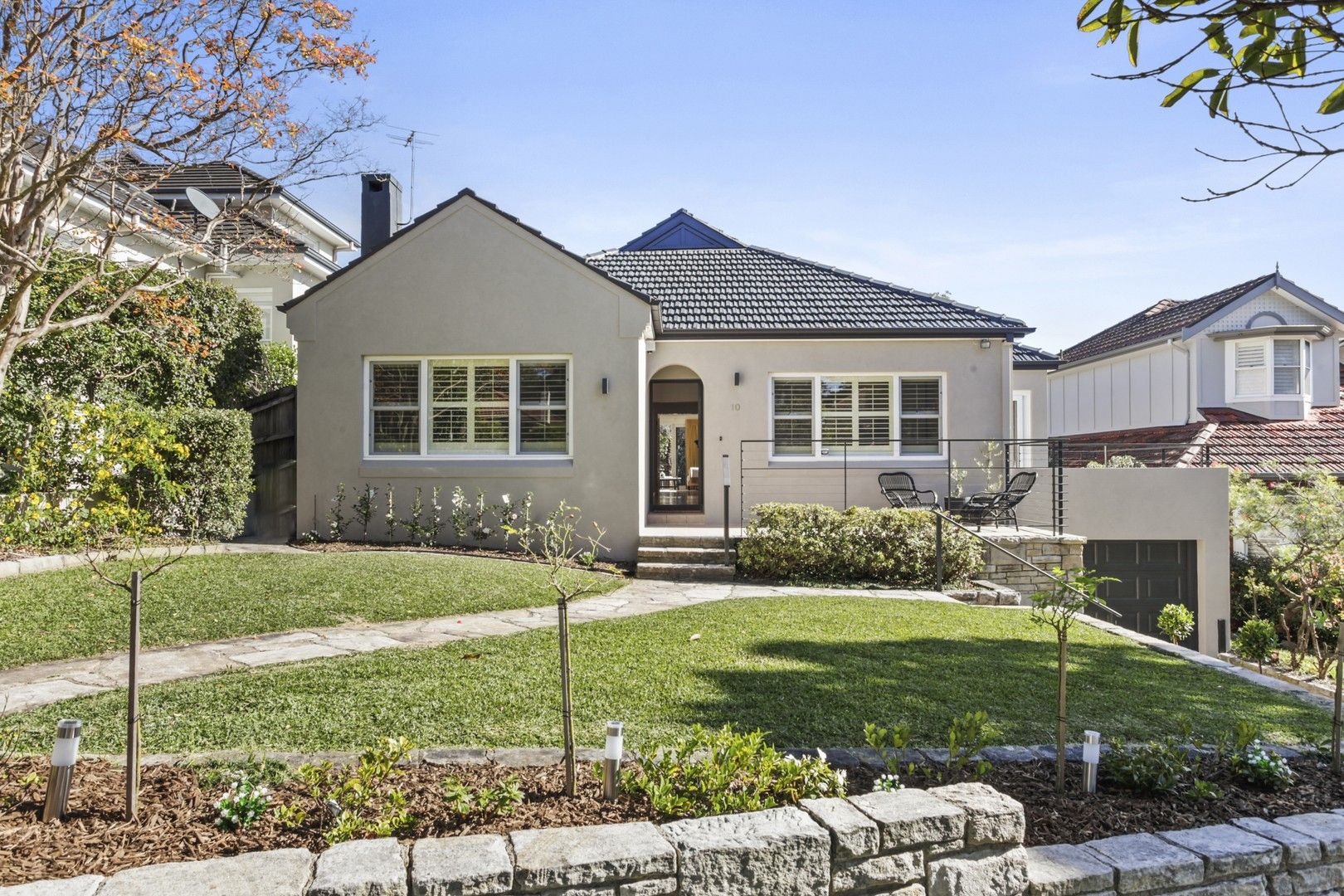 3 bedrooms House in 10 Rutland Avenue CASTLECRAG NSW, 2068