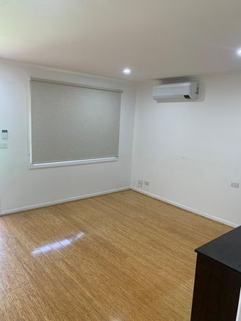 3 bedrooms House in 78 Robinsons Road DEER PARK VIC, 3023