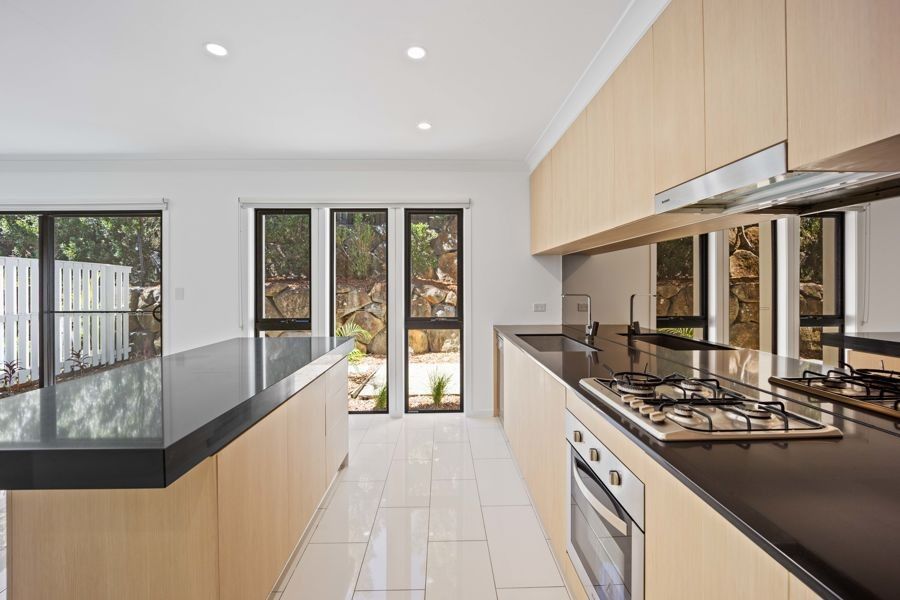 3 bedrooms Townhouse in 40 EASTHILL DRIVE ROBINA QLD, 4226