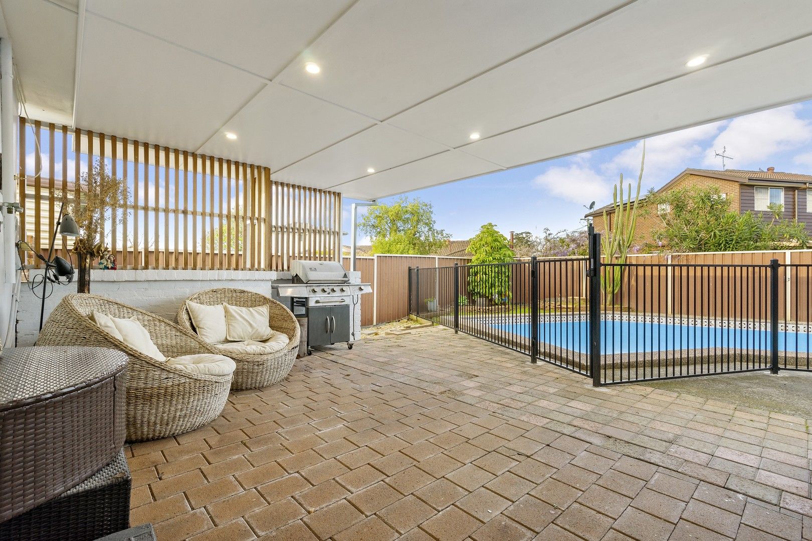 3 bedrooms House in 25 Jindalla Cresent Street HEBERSHAM NSW, 2770