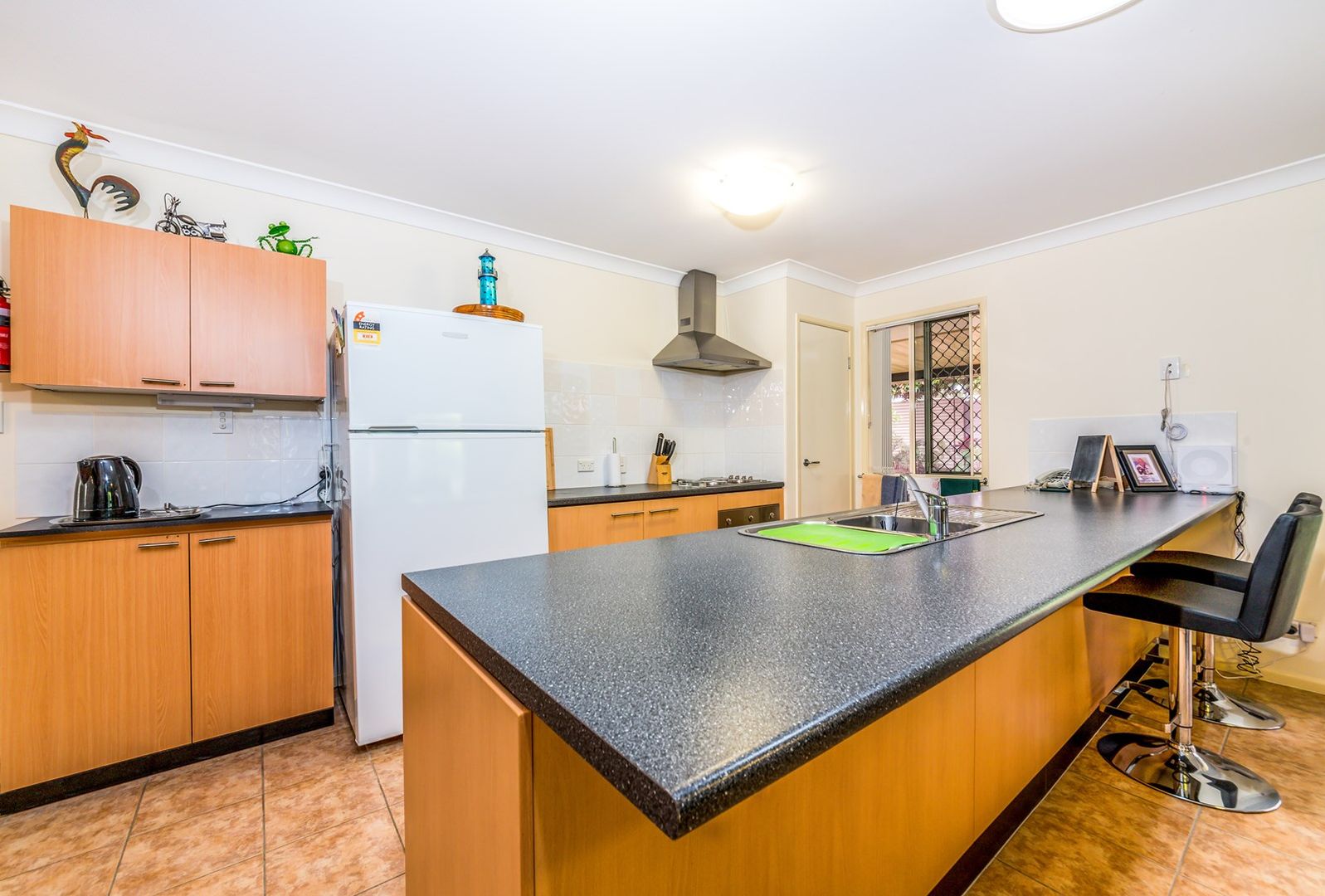 2/2 Middle Park Court, Coes Creek QLD 4560, Image 1