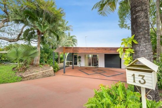 13 Kinnon Street, Glenella QLD 4740