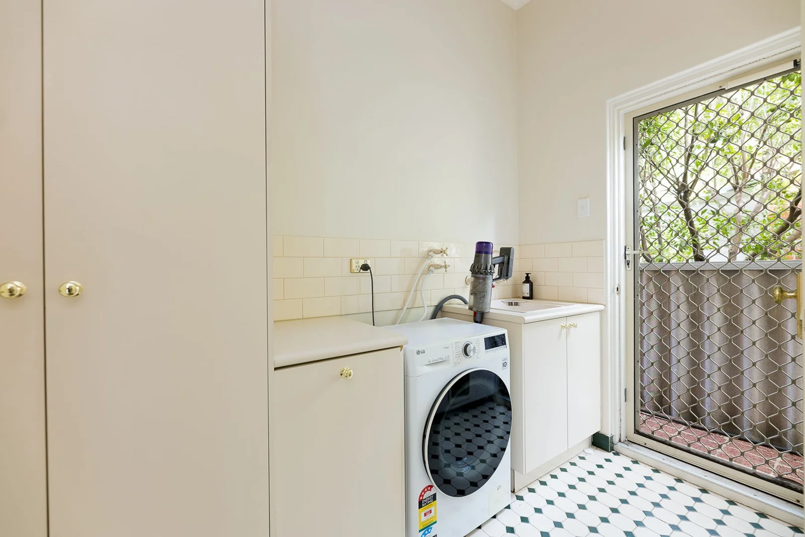 Additional image 13 of 45 Ellesmere Street, Mount Hawthorn WA 6016