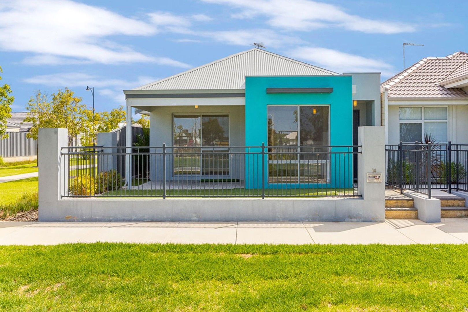 5 bedrooms House in 14 Cremorne Lane BALDIVIS WA, 6171