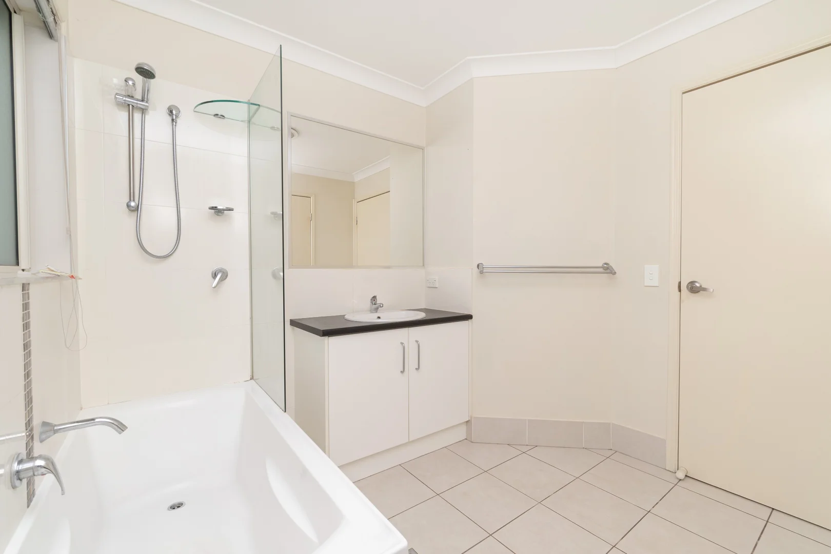 Additional image 7 of 1/9 Charlotte Court, Leichhardt QLD 4305