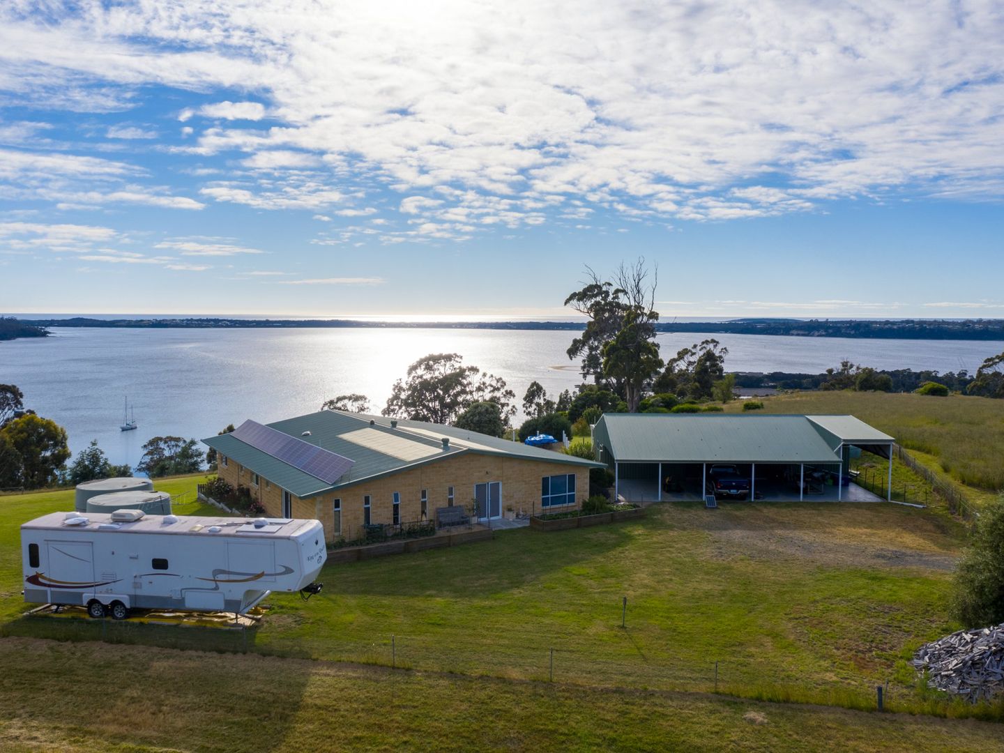 211 Binalong Bay Road, St Helens TAS 7216, Image 1