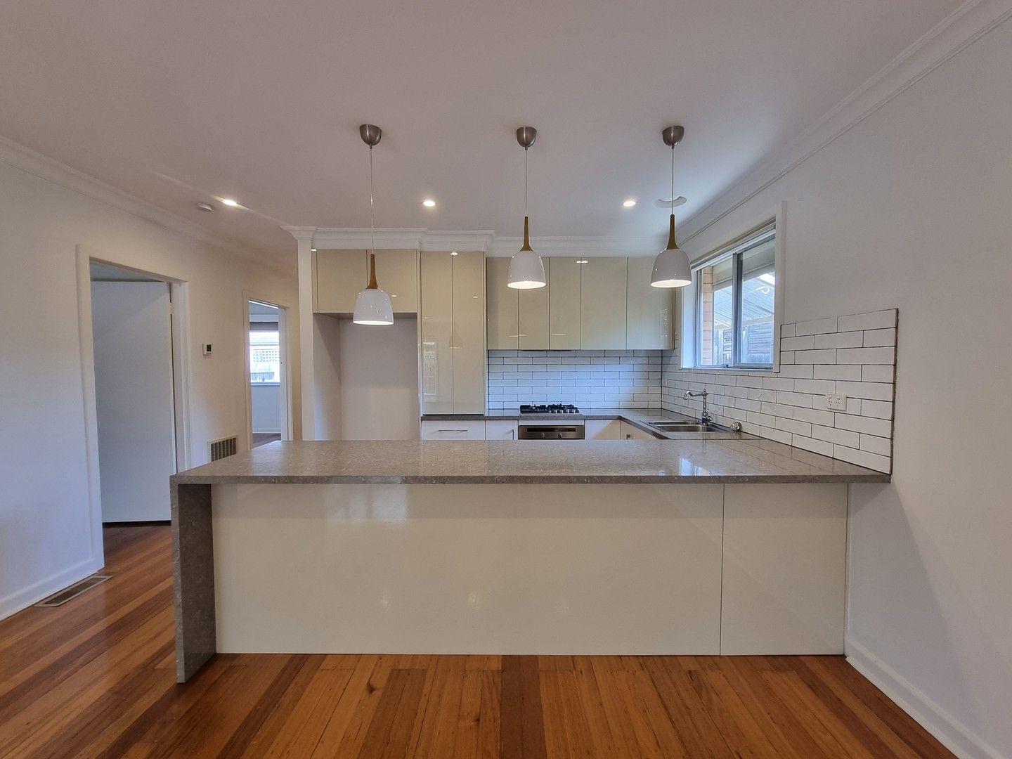 2 bedrooms Apartment / Unit / Flat in 4/143 Grange Road GLEN HUNTLY VIC, 3163