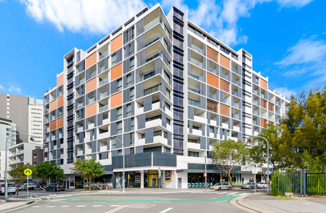 3 bedrooms Apartment / Unit / Flat in 906/6 Mount Olympus Boulevard WOLLI CREEK NSW, 2205