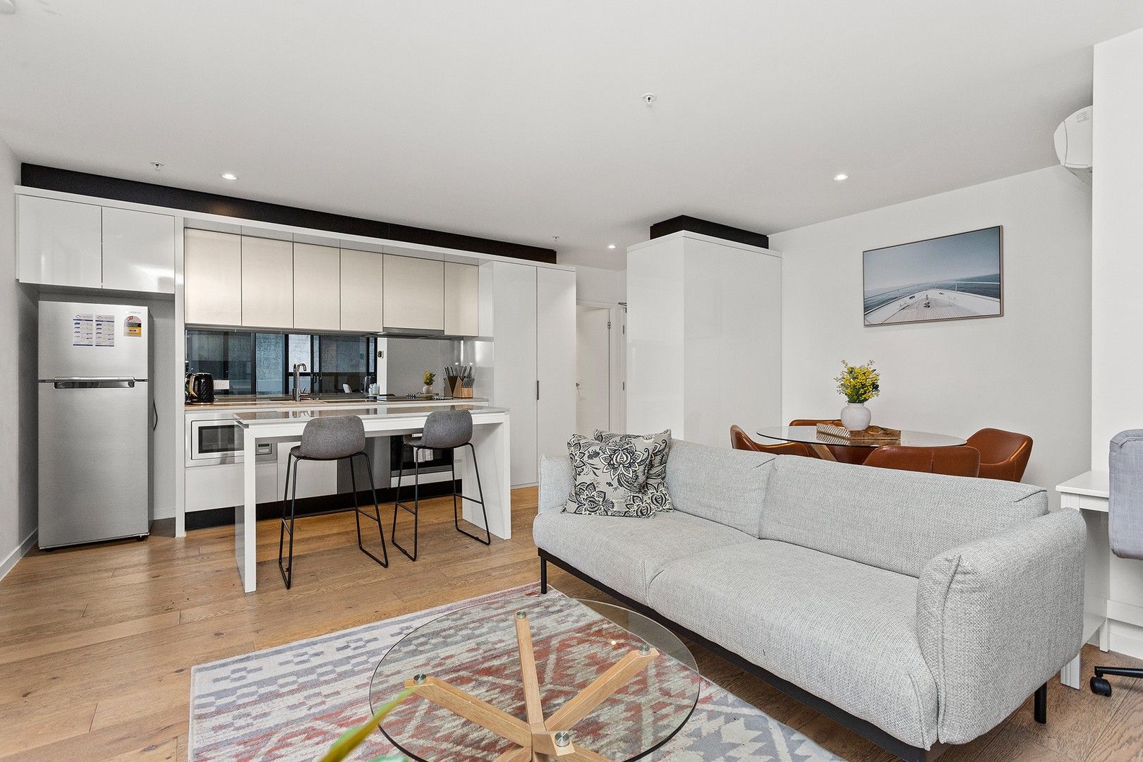 2 bedrooms Apartment / Unit / Flat in 2812/33 Rose Lane MELBOURNE VIC, 3000