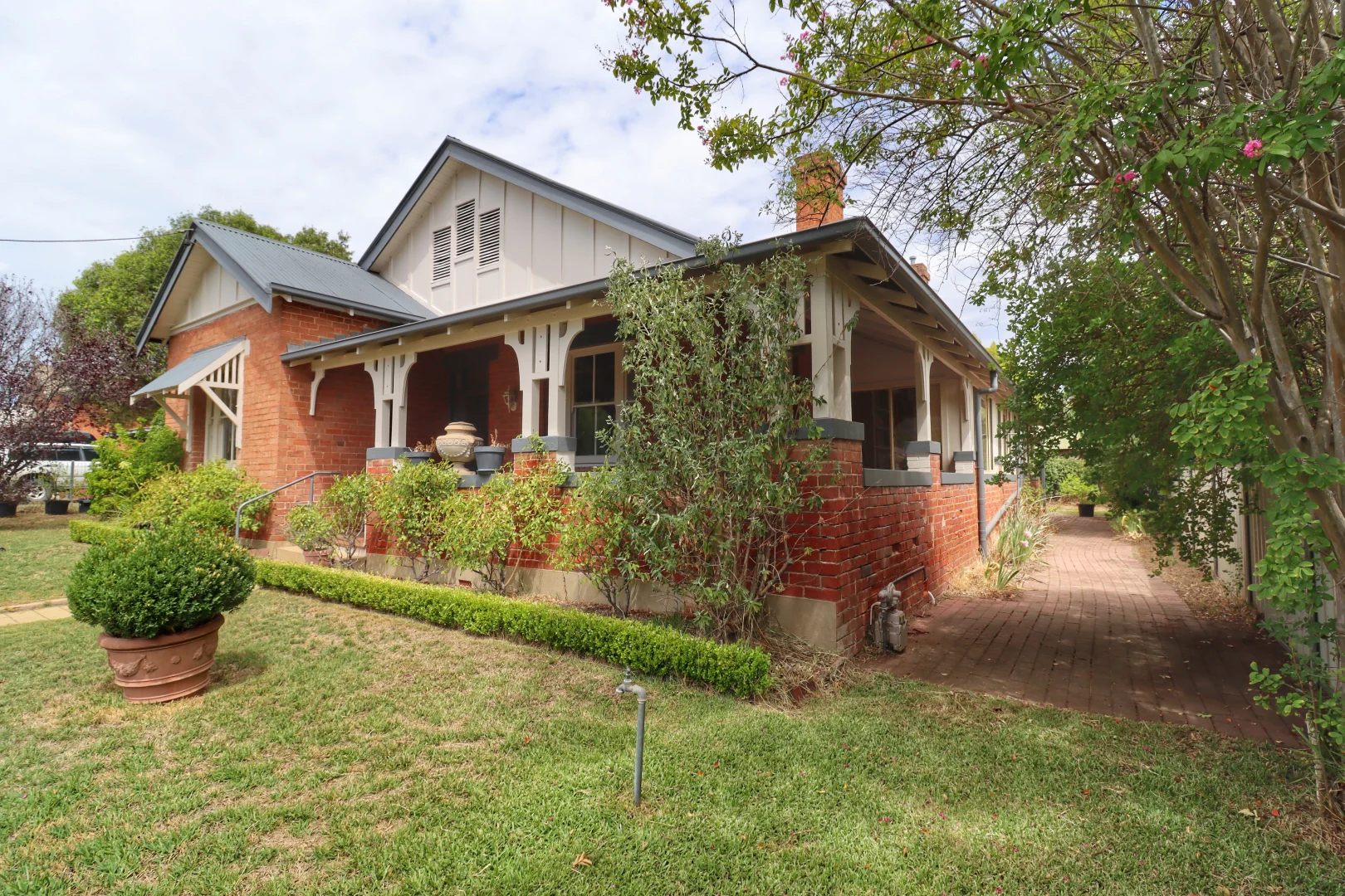 Image 11