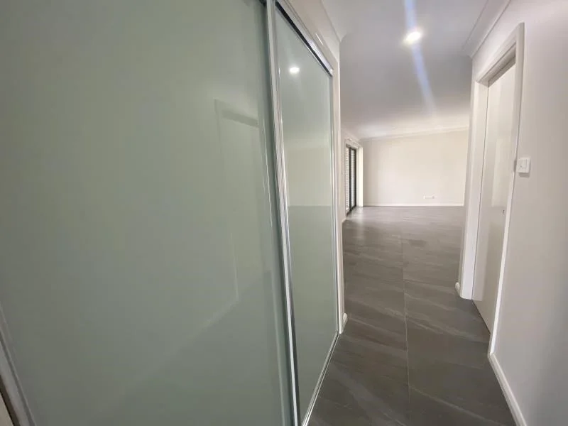 Additional image 2 of 1A Explorers Way, Tamworth NSW 2340