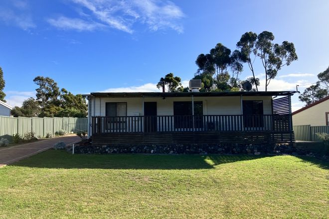 Picture of 121 Martin Street, RAVENSTHORPE WA 6346