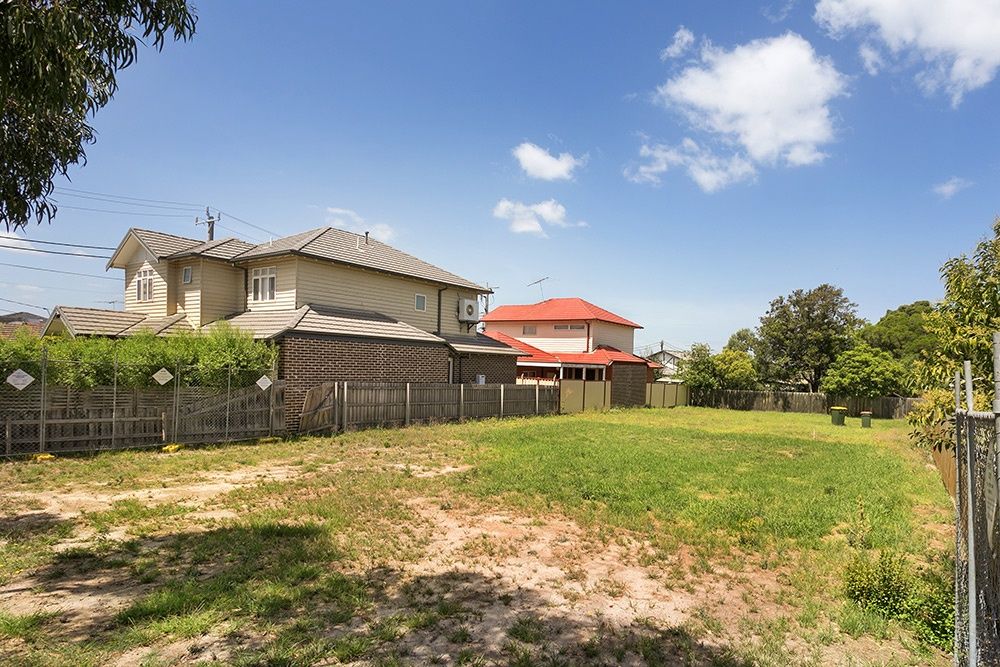 37 Vaynor Street, Niddrie VIC 3042, Image 2