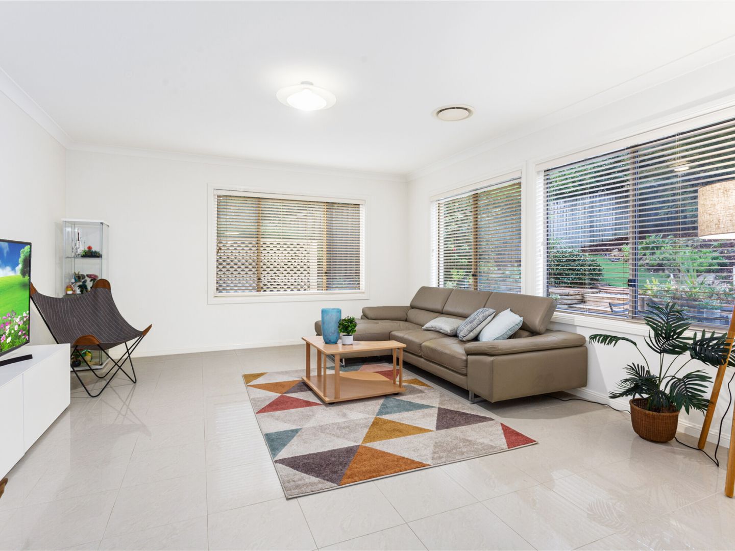 2 Jessica Place, Mount Colah NSW 2079, Image 2