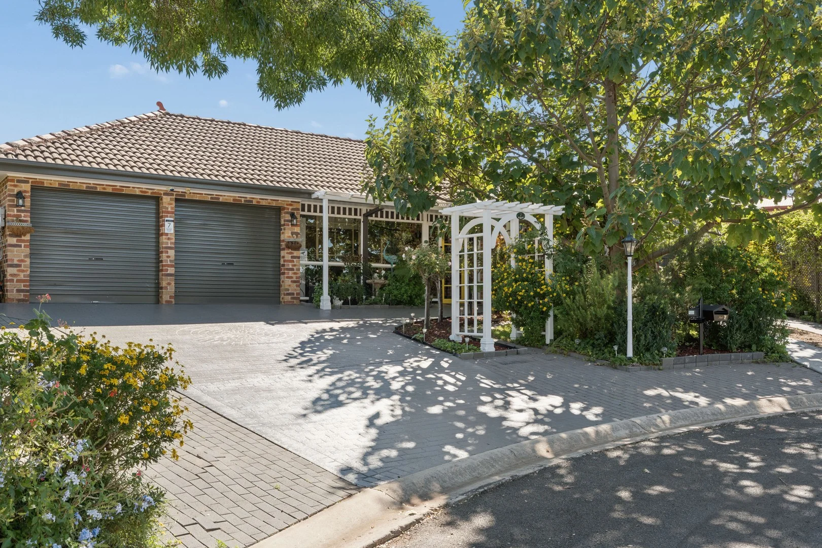 7 Samuel Court, Young NSW 2594