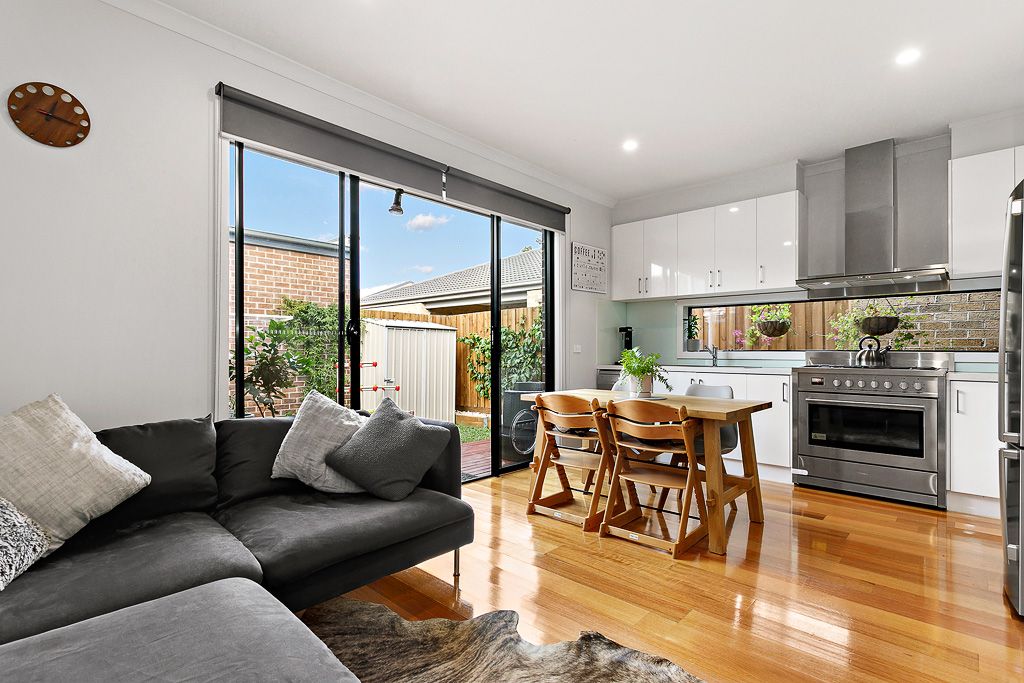 2/31 Clarendon Parade, West Footscray VIC 3012, Image 1