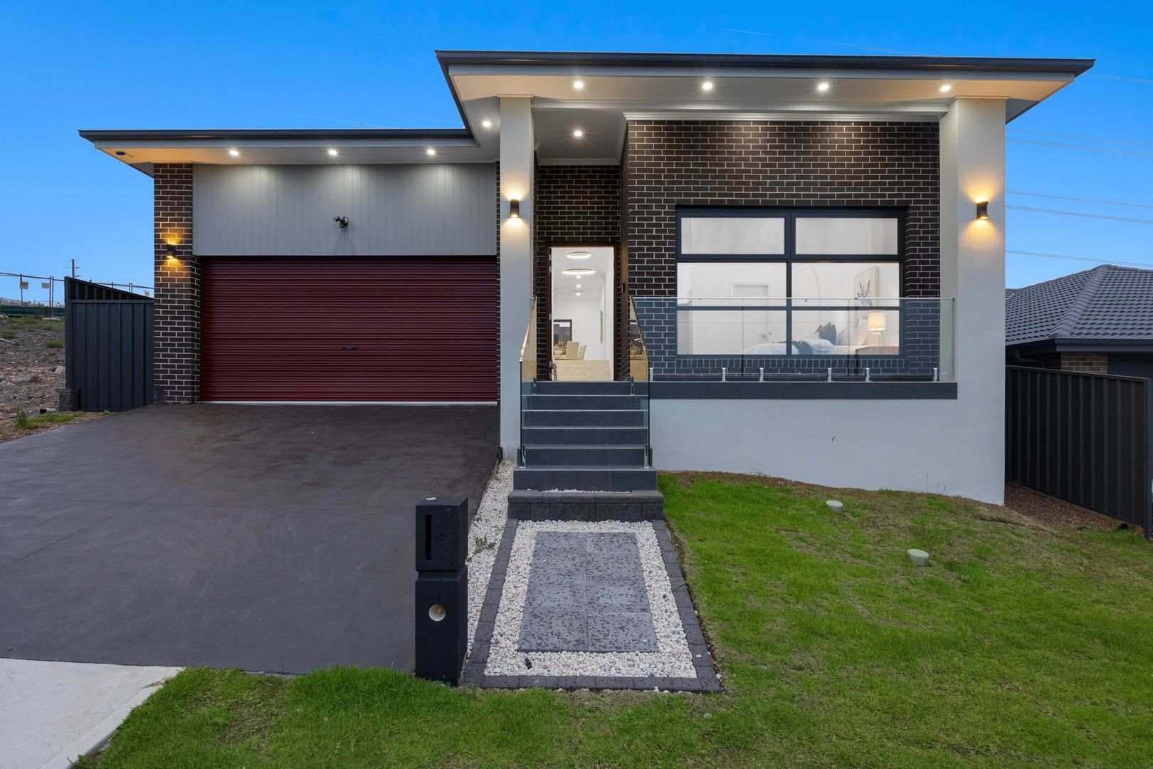 4 bedrooms House in 38 Fig Crescent EDGEWORTH NSW, 2285