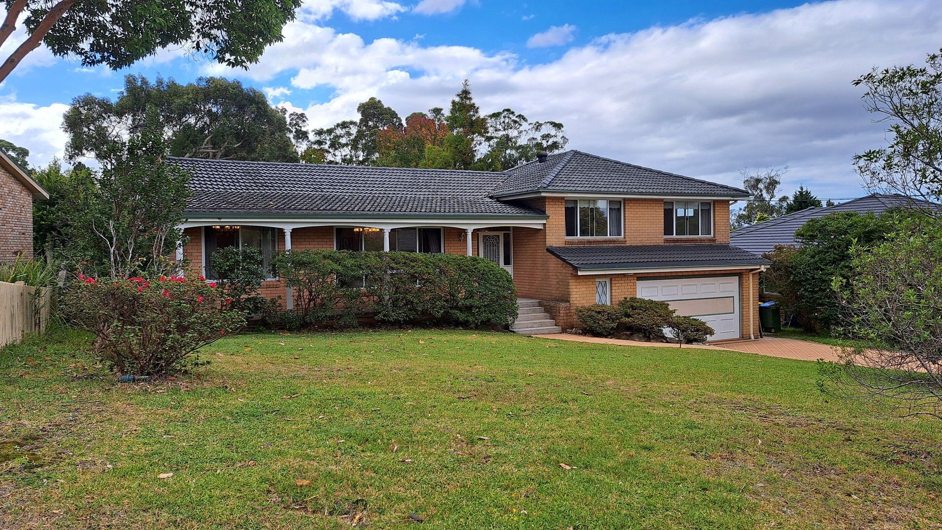 4 bedrooms House in 8 Moorhouse ST IVES NSW, 2075