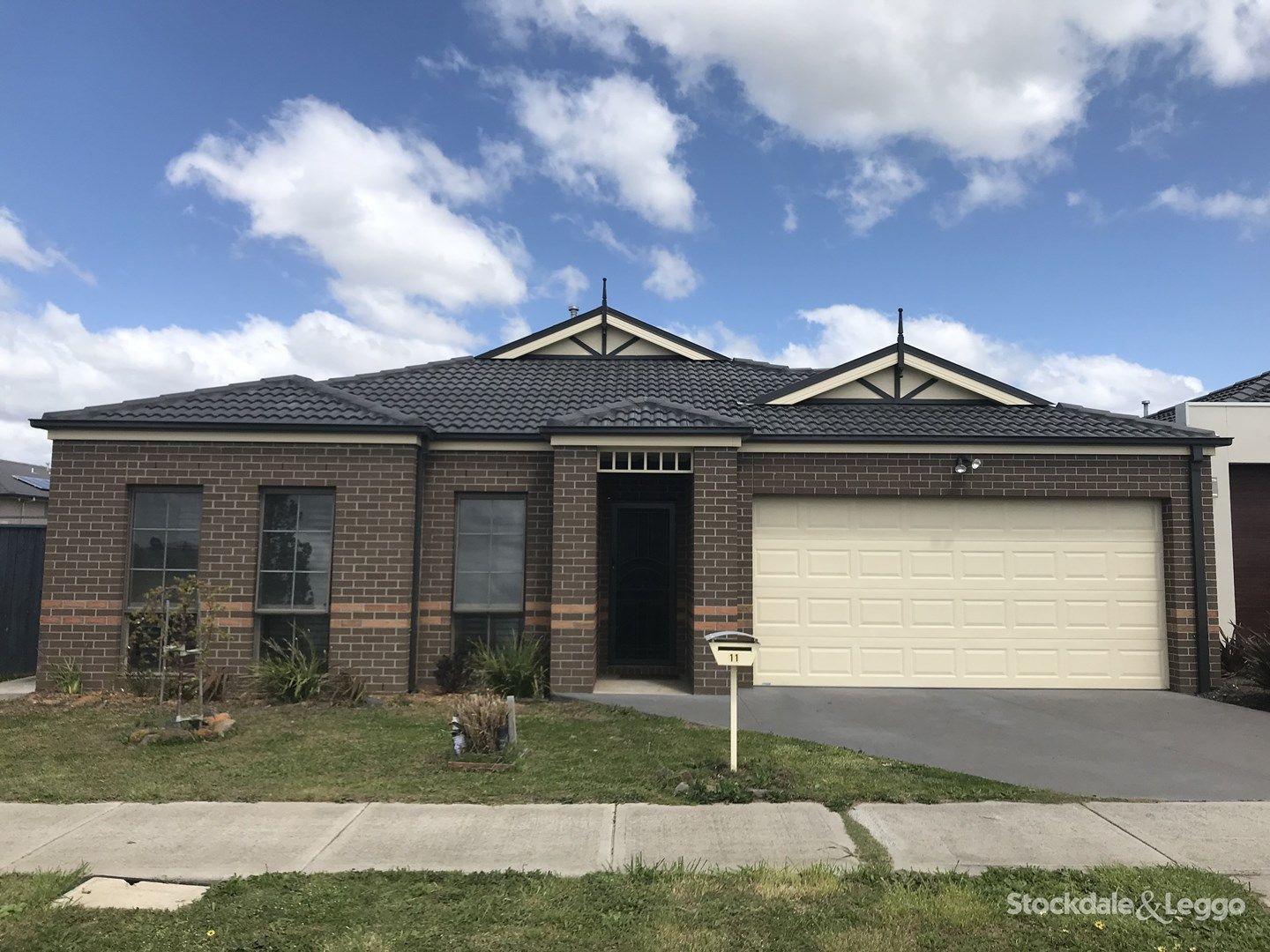 11 Iris Grove, Greenvale VIC 3059, Image 0