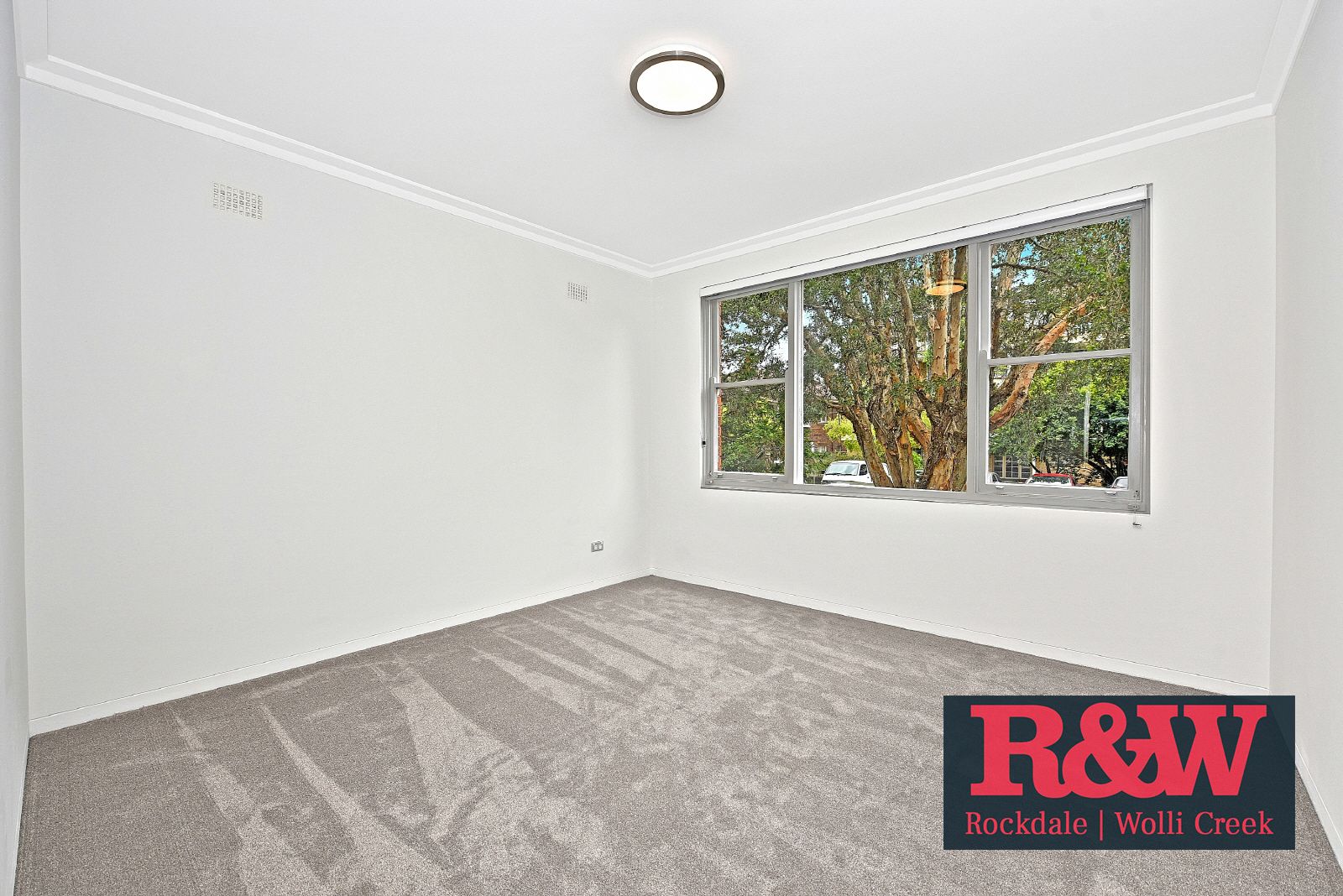 1/12  The Boulevarde, Brighton-Le-Sands NSW 2216, Image 2