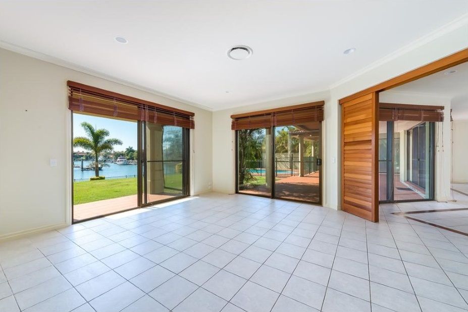 3104 Riverleigh Drive, Hope Island QLD 4212, Image 2