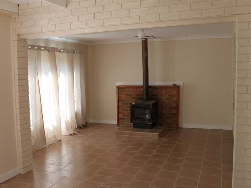 12 King Street, Tumbarumba NSW 2653, Image 1