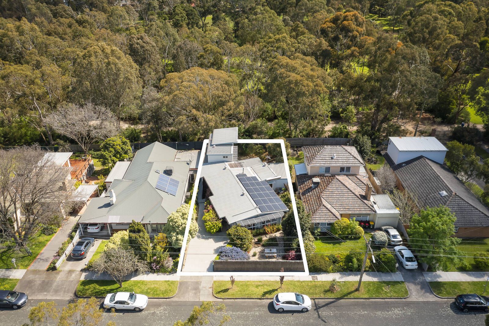 4 bedrooms House in 44 Glengarry Avenue BURWOOD VIC, 3125