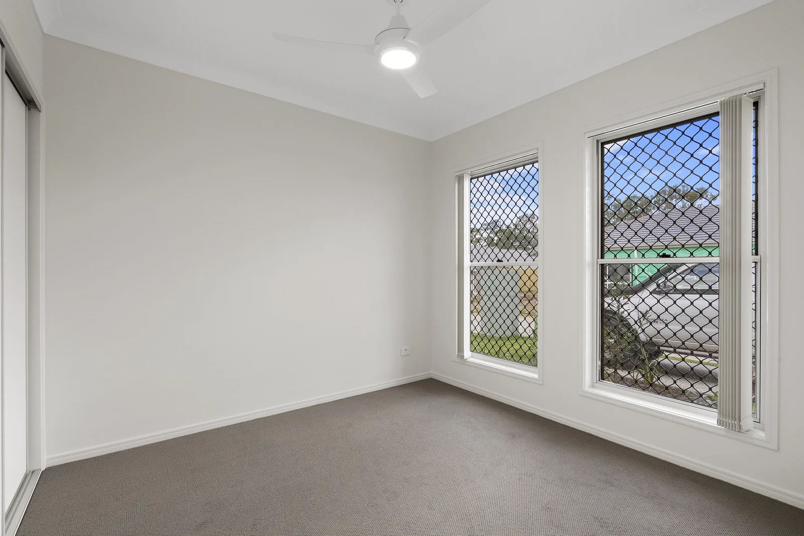 Additional image 7 of 1/18 Finch Court, Loganlea QLD 4131