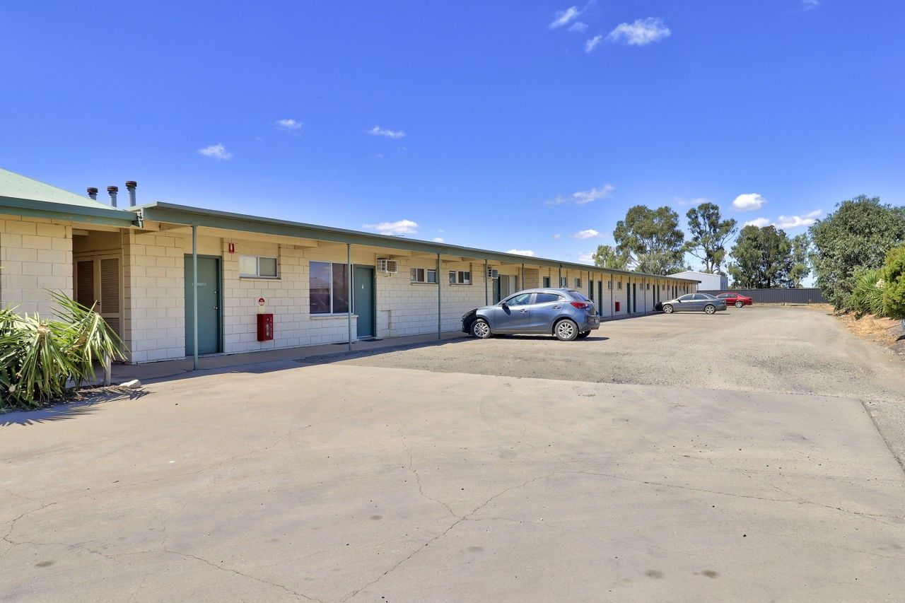 140 Crispe Street, Deniliquin NSW 2710, Image 1