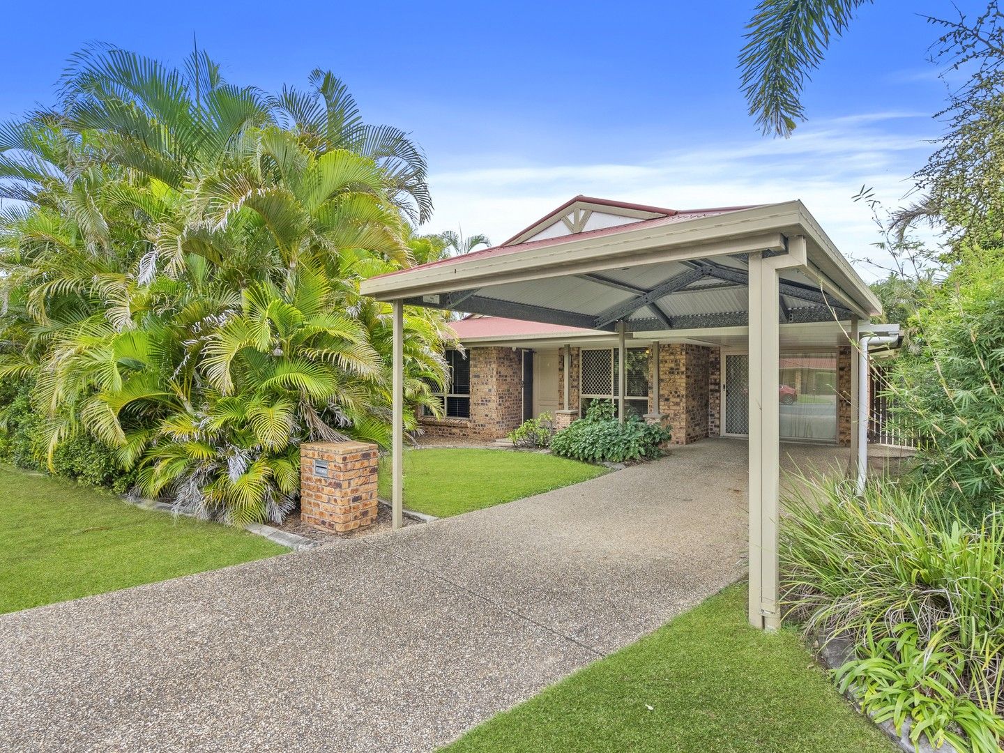 3 bedrooms House in 60 Jacaranda Street WYNNUM WEST QLD, 4178