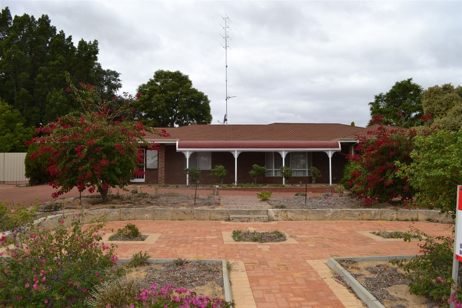 32 Suburban Road, Quairading WA 6383, Image 0