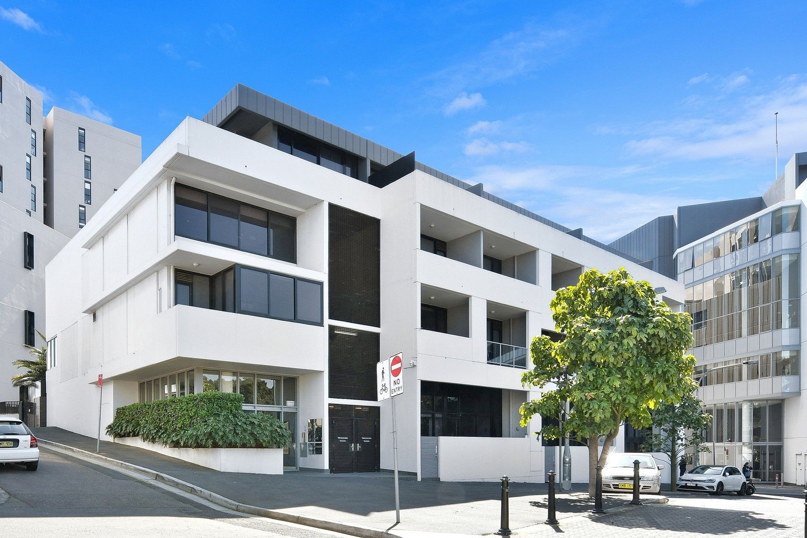 2 bedrooms Apartment / Unit / Flat in 314/1 Lamond Lane ZETLAND NSW, 2017