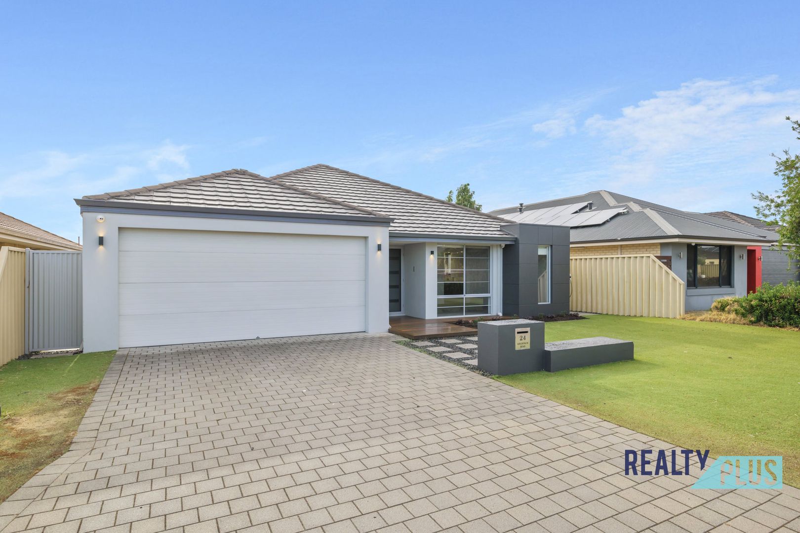 24 Goldfinch Bend, Harrisdale WA 6112, Image 1