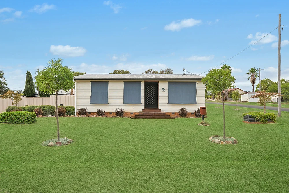 15 Bruce Street, Cumnock NSW 2867