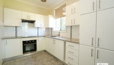 Picture of 10 Cedar Crescent, GRIFFITH NSW 2680