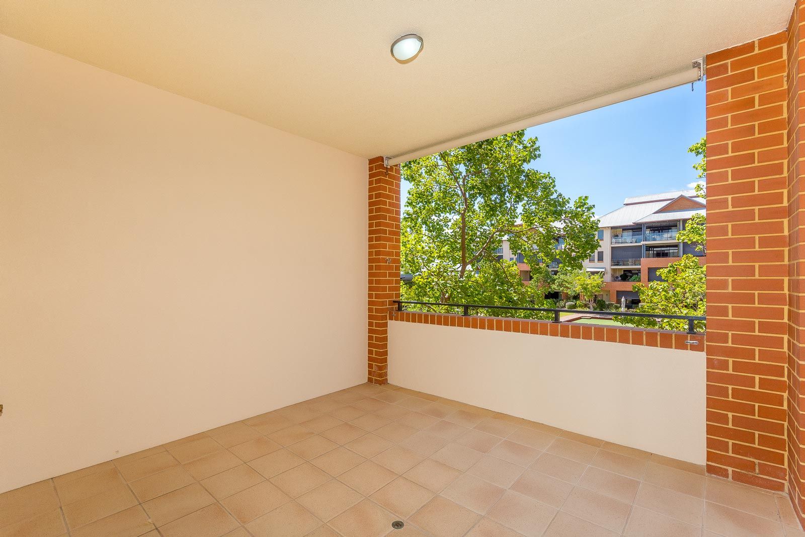 76/6 Tighe Street, Jolimont WA 6014, Image 2