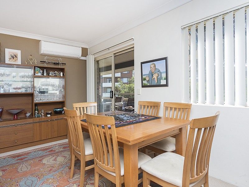 25/10-14 Warburton Street, Gymea NSW 2227, Image 2