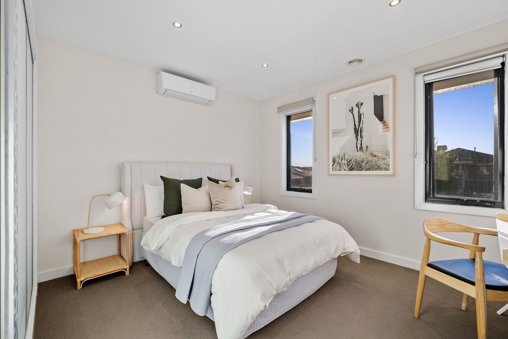 4 bedrooms House in 118 Clarendon Drive KEYSBOROUGH VIC, 3173