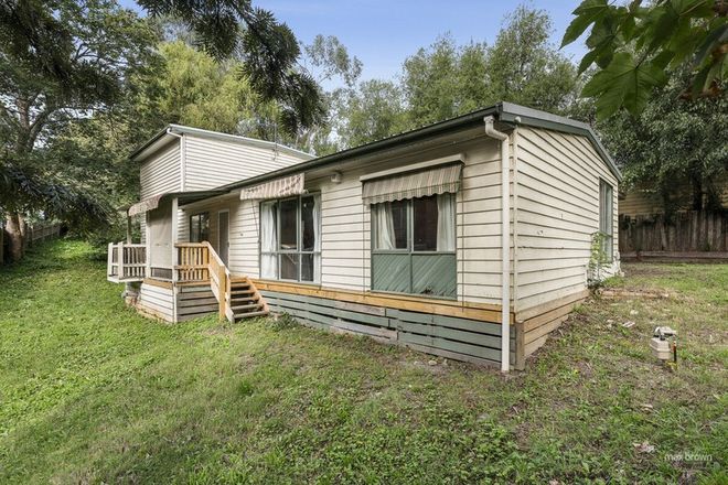 Picture of 74 Station Road, SEVILLE VIC 3139