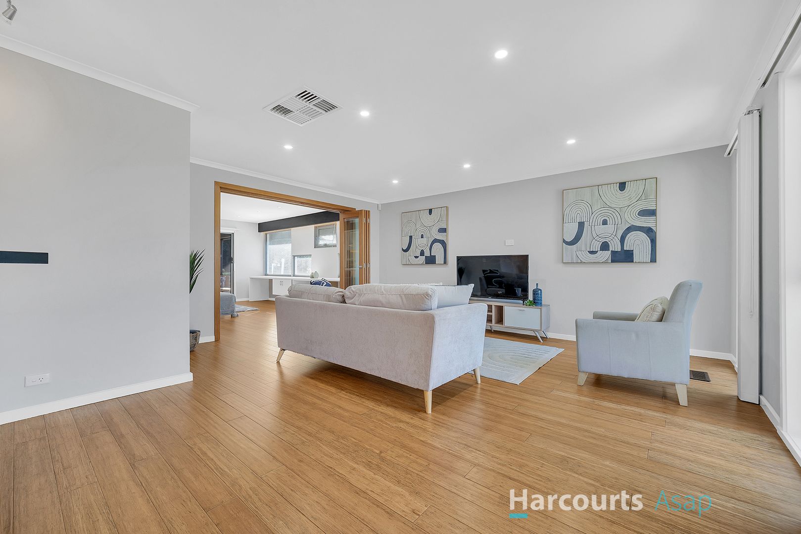 6 Dulcie Court, Noble Park North VIC 3174, Image 1