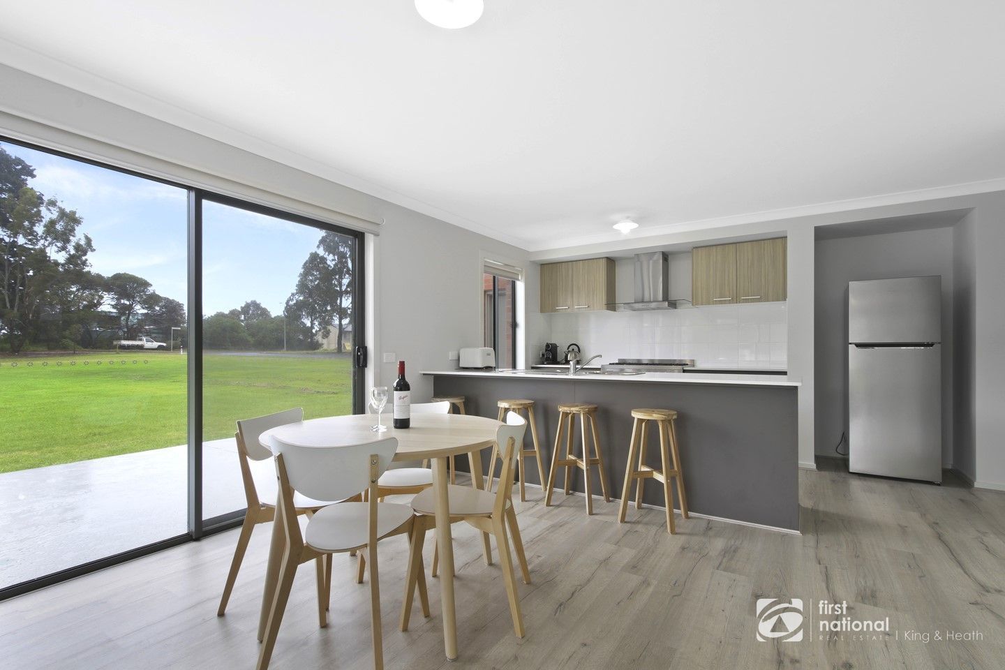 5 Sybil Street, Metung VIC 3904, Image 2