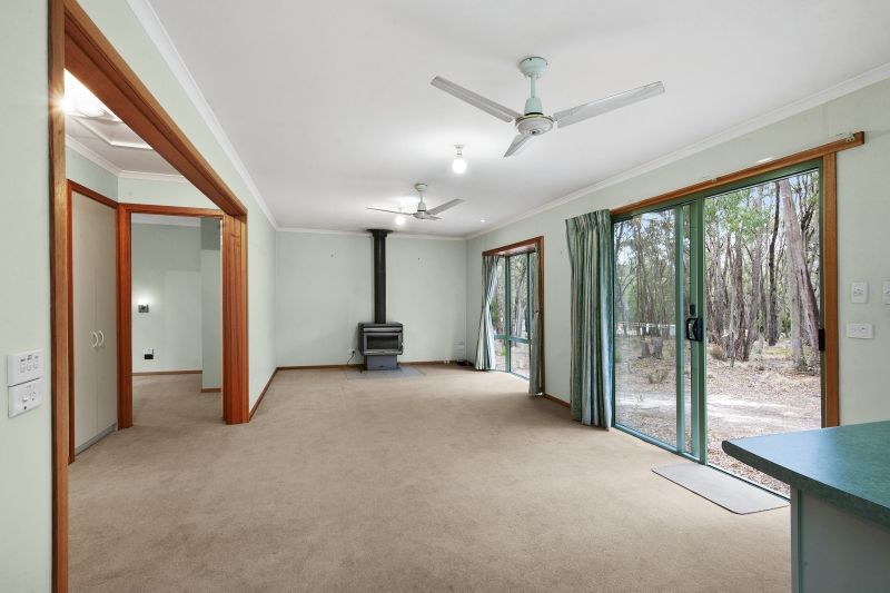 35 Currawong rd, Lal Lal VIC 3352, Image 2