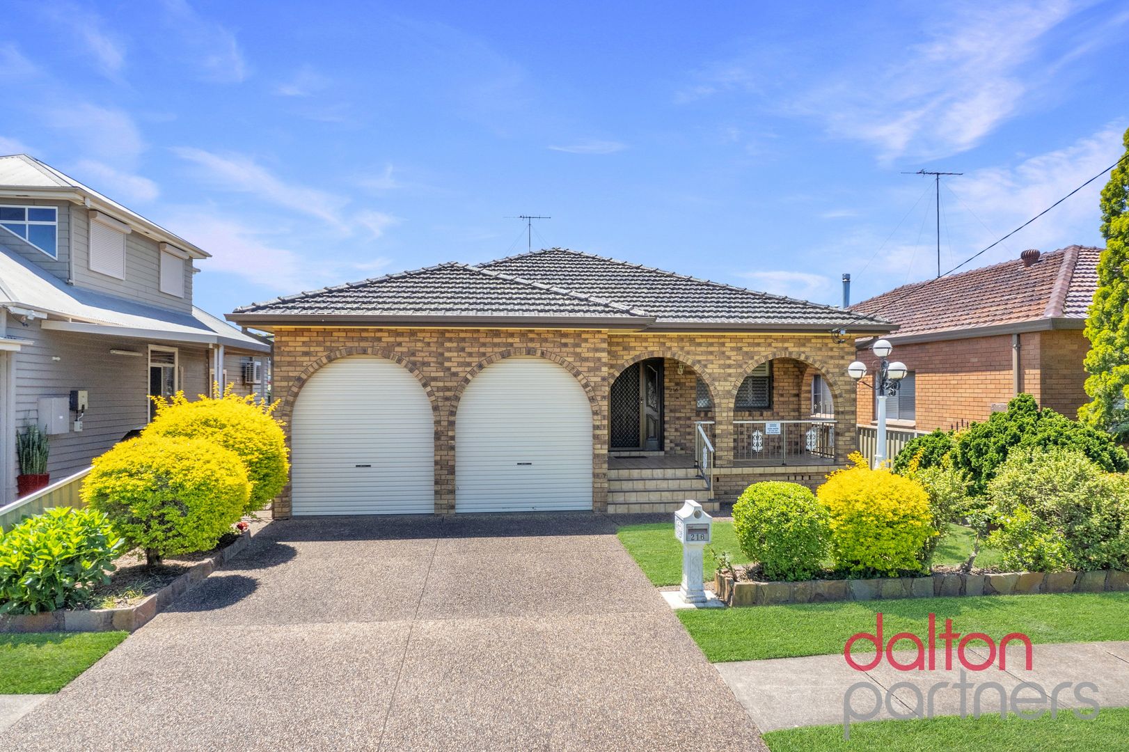 216 Kemp Street, Hamilton South Property History & Address Research