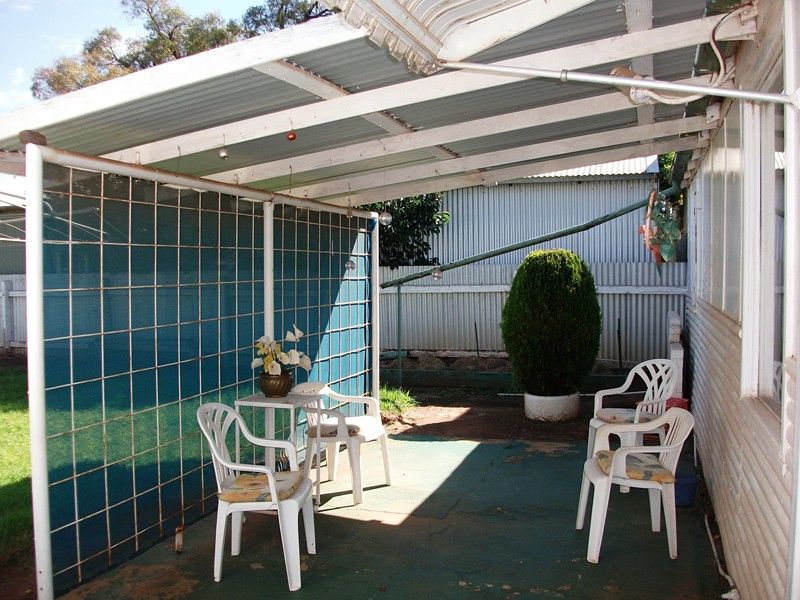 2 Harding Ave, Condobolin NSW 2877, Image 1